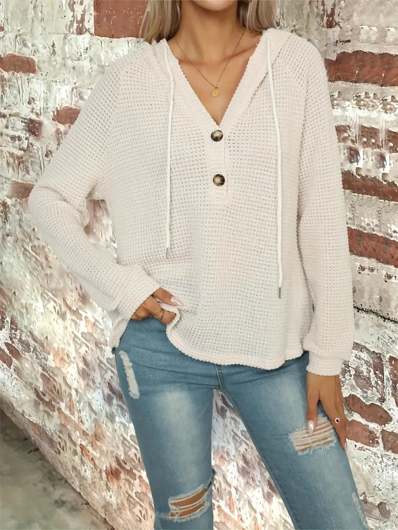 Sweat décontracté à capuche avec col V et détails boutons