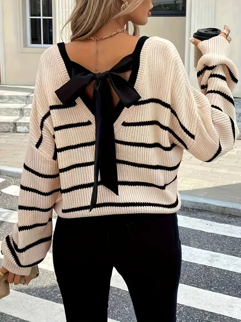 Pull dos ouvert avec noeud