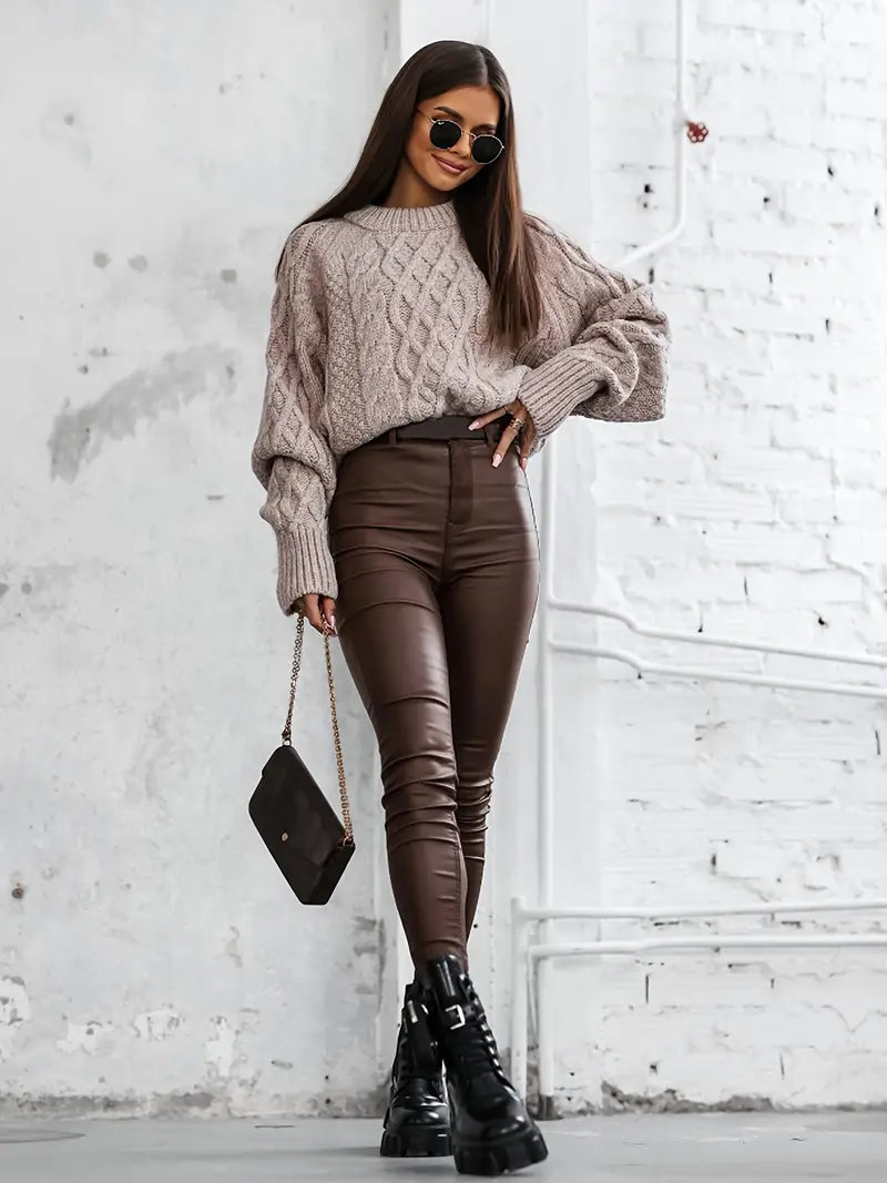 Pull cotelé col rond à manches longues