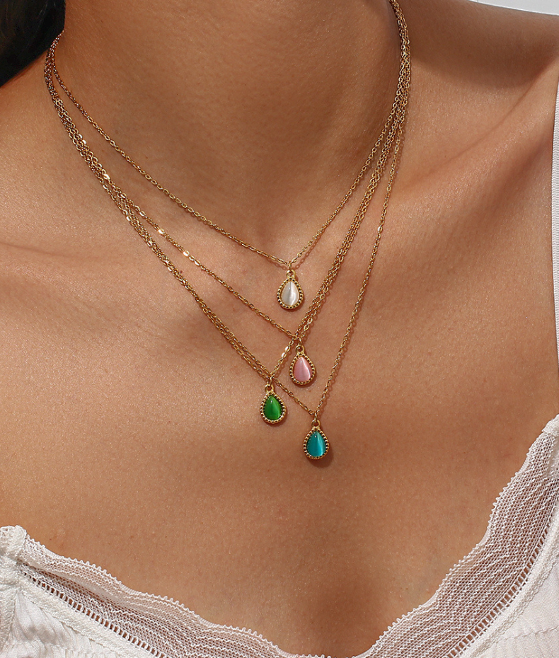 Collier goutte d'eau pierre semi-précieuse