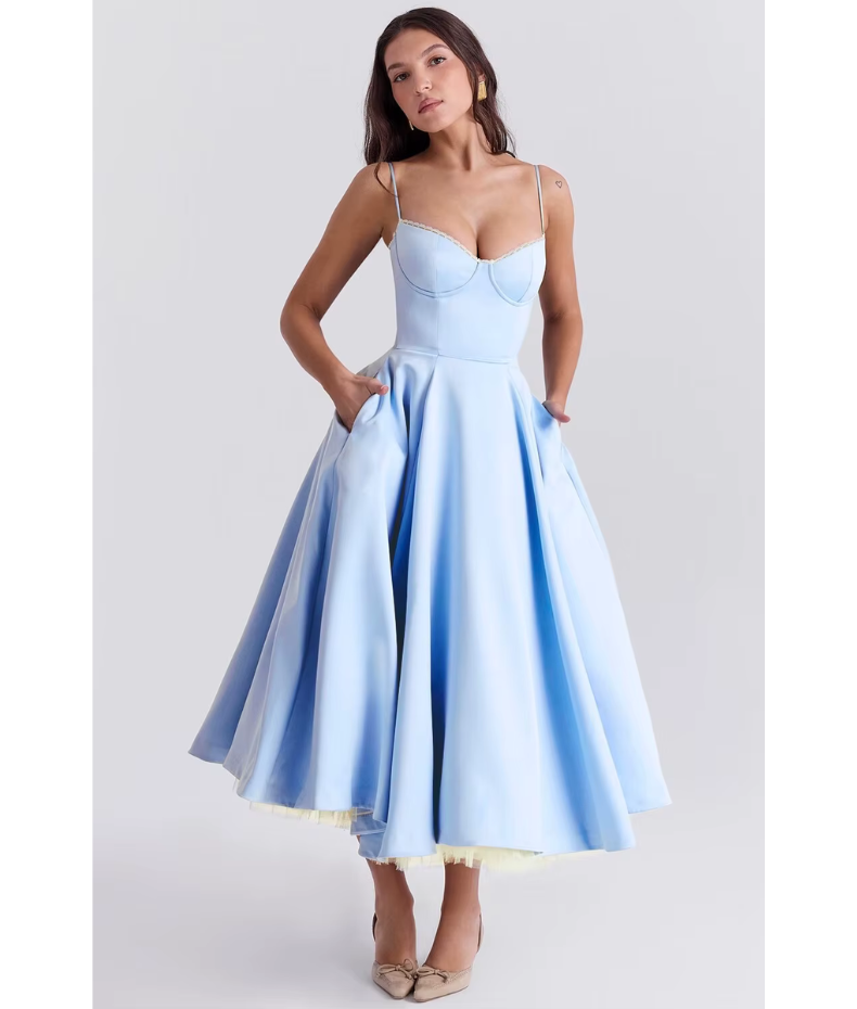 Robe longue à volants