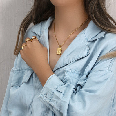 Collier personnalisable lettre acier inoxydable