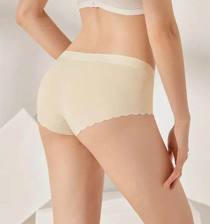 Culotte taille basse forme V