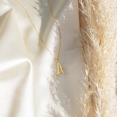 Collier personnalisable lettre stylisée