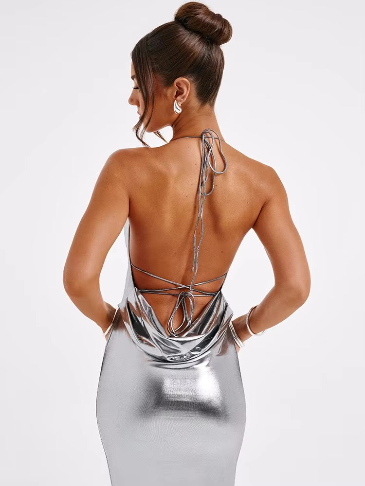 Robe longue moulante dos nu croisée