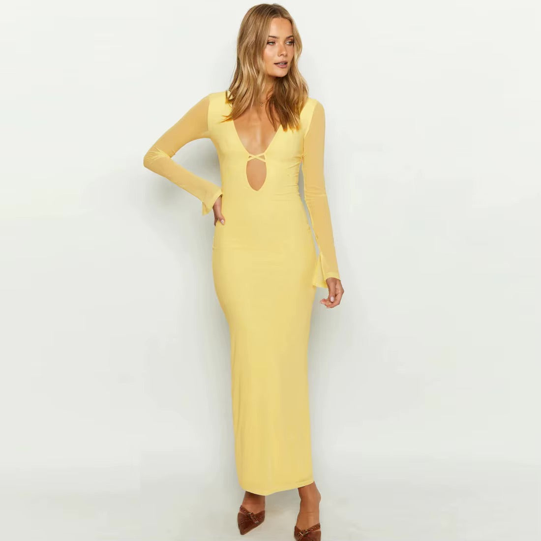Robe longue décolleté croisé