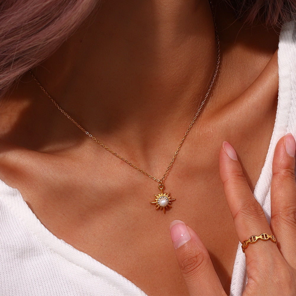 Collier étoile porte-bonheur plaqué or