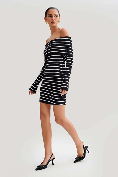 Robe col bateau rayée