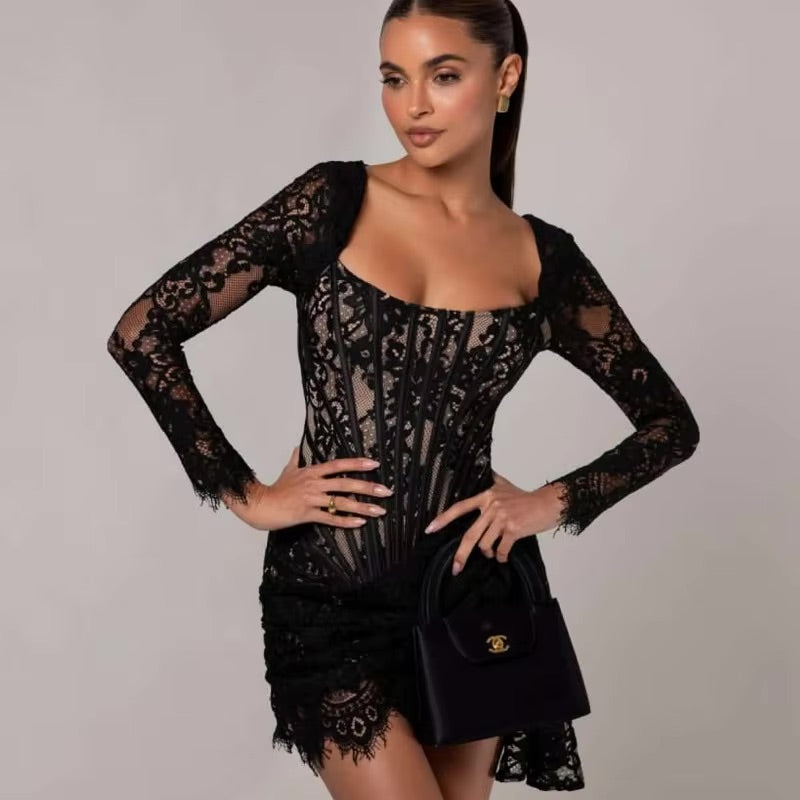 Robe de soirée bustier dentelle noire