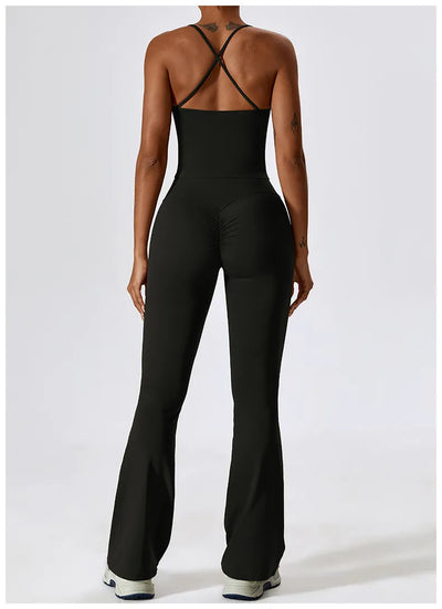 Top de ioga cruzado nas costas