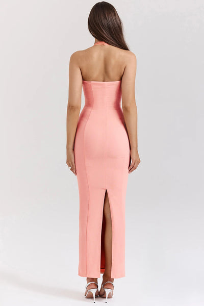 Robe de cocktail décolleté ouvert