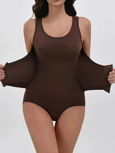 Body modelant avec ceinture gainante