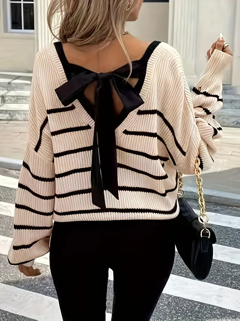 Pull dos ouvert avec noeud