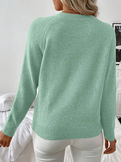 Pull Épaule Asymétrique avec Boutonnage