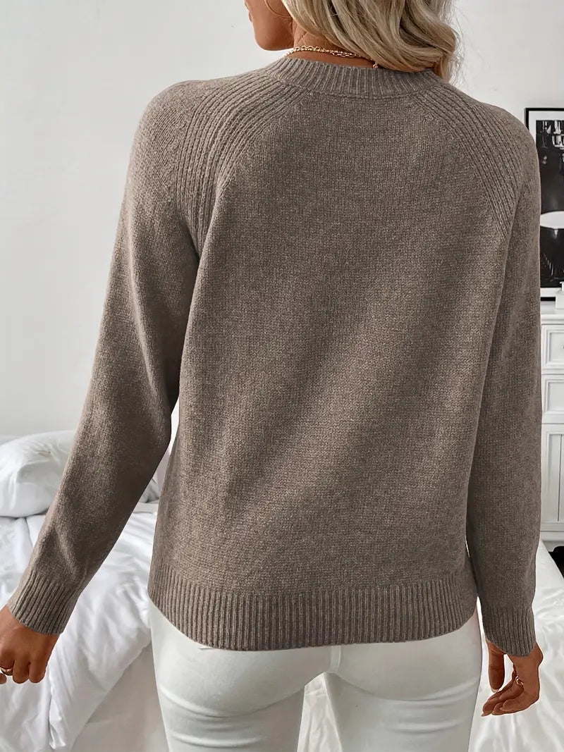 Pull Épaule Asymétrique avec Boutonnage