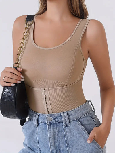 Body modelant avec ceinture gainante