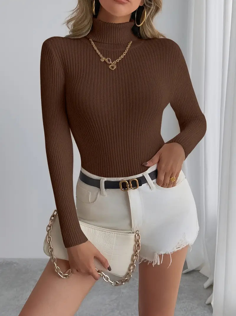 Pull col roule en maille cotelée