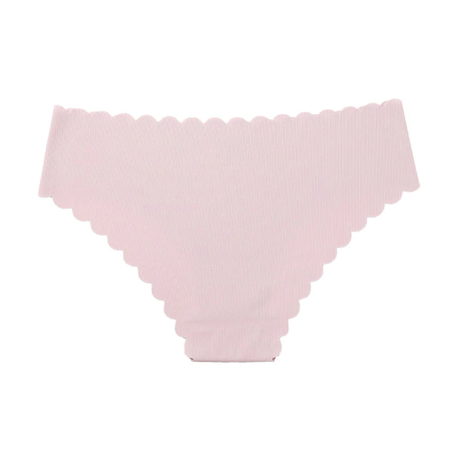 Culotte fine à bords dentelés