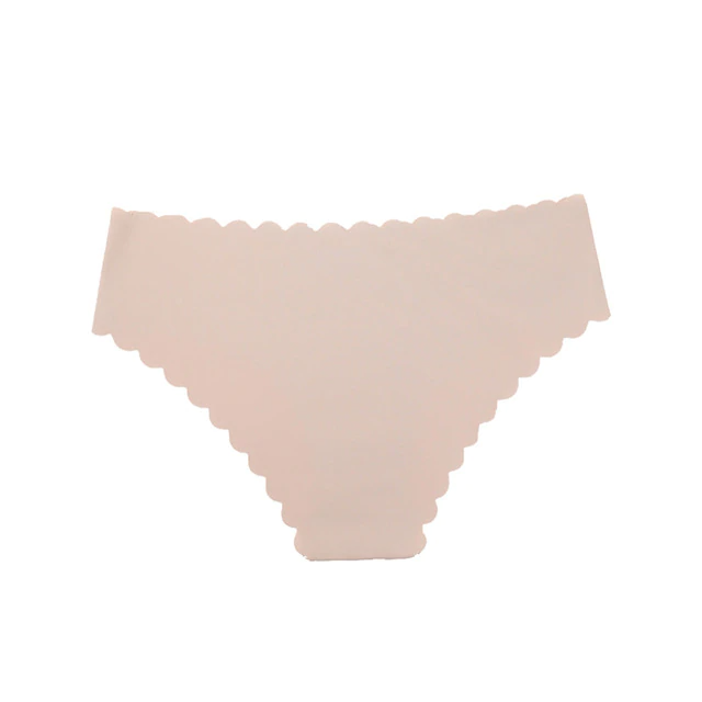 Culotte fine à bords dentelés