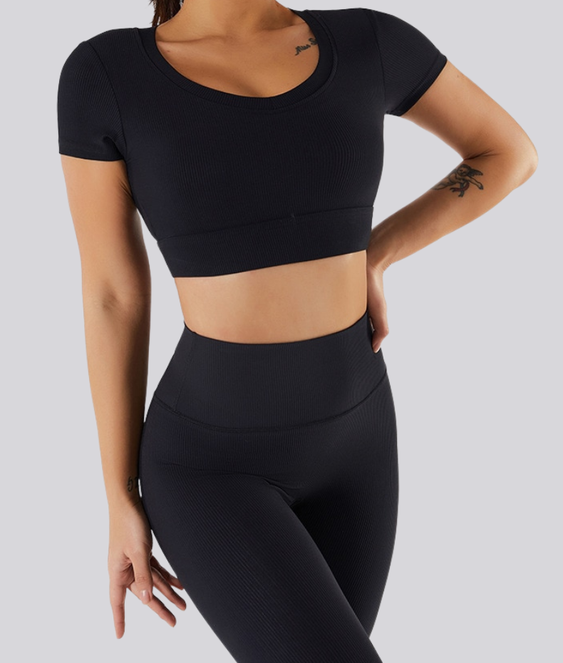 Top de ioga de manga curta