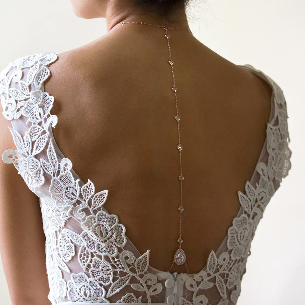 Chaine dos nu cristal