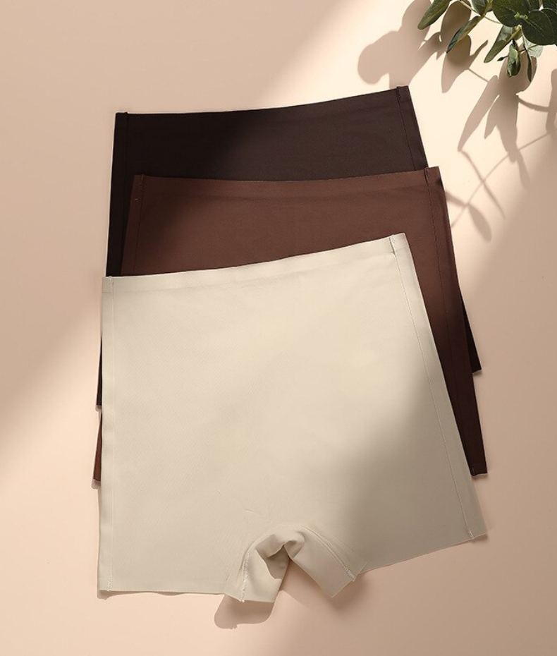 Short Invisible effet soie glacée