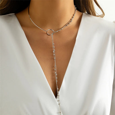 Collier long chaine avec boucle